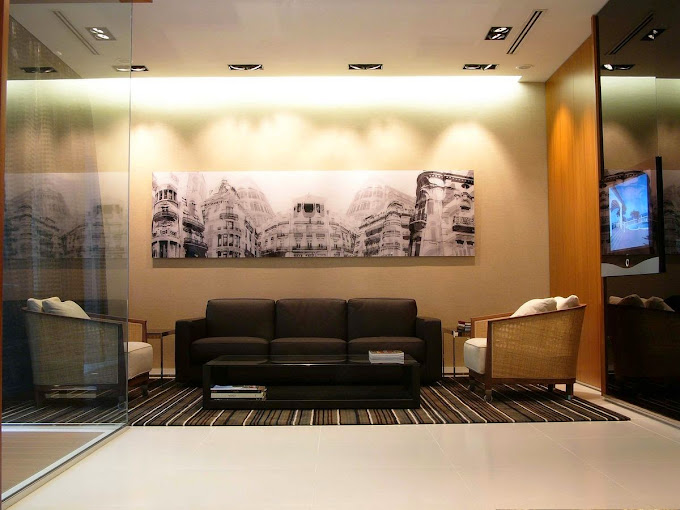 12. Real Estate Agency (آژانس مسکن)